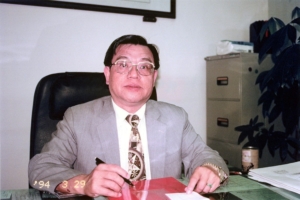 1990-應化系第一任主任莊祚敏教授