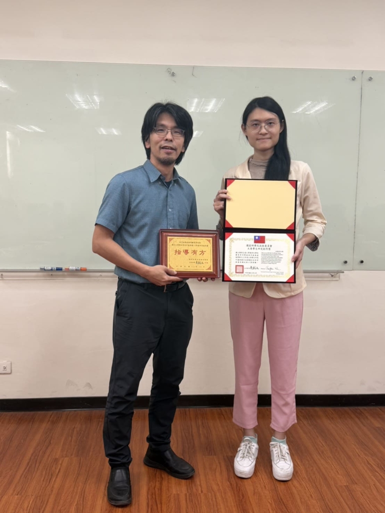 恭賀孫仲銘老師實驗室鄭育昇同學榮獲國科會113年度大專學生研究計畫研究創作獎!